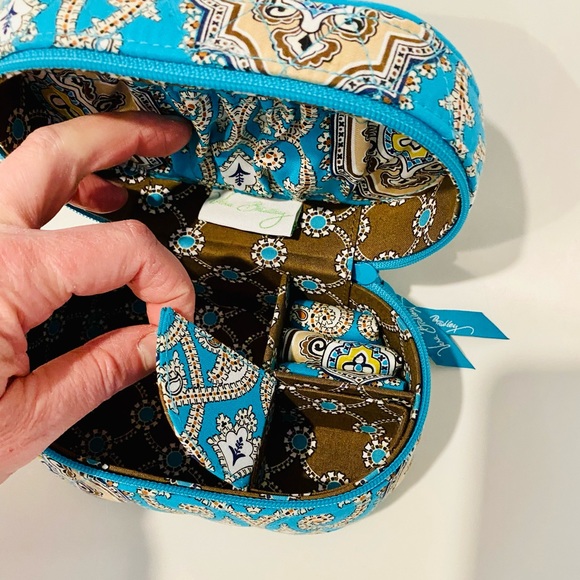 Free with purchase- Vera Bradley travel jewelry case in Totally Turq - Picture 3 of 5
